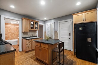 2934 N Cramer St in Milwaukee, WI - Building Photo - Building Photo