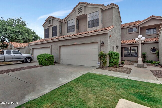 10071 E Sheena Dr in Scottsdale, AZ - Building Photo - Building Photo
