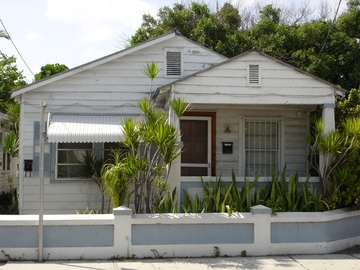 412 Truman Ave in Key West, FL - Building Photo