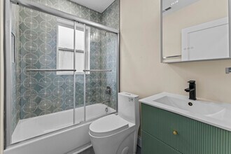 7350 Amherst Ave-Unit -2E in University City, MO - Building Photo - Building Photo