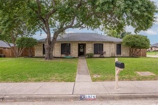 1874 Pecos St in Lewisville, TX - Building Photo