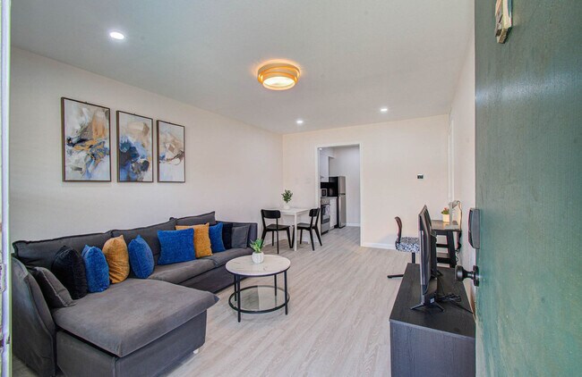 845 Augusta Dr, Unit SI ID1471729P in Houston, TX - Building Photo - Building Photo