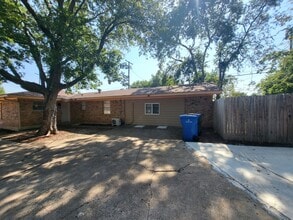 1503 E Wells Ave in Sherman, TX - Building Photo - Building Photo