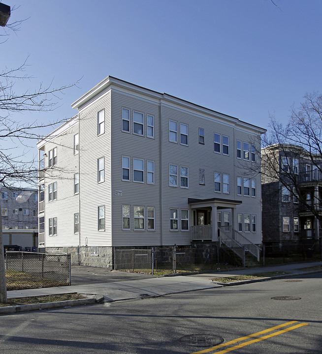 115 Welles Ave in Boston, MA - Building Photo