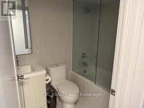 575 Bloor St E in Toronto, ON - Building Photo - Building Photo