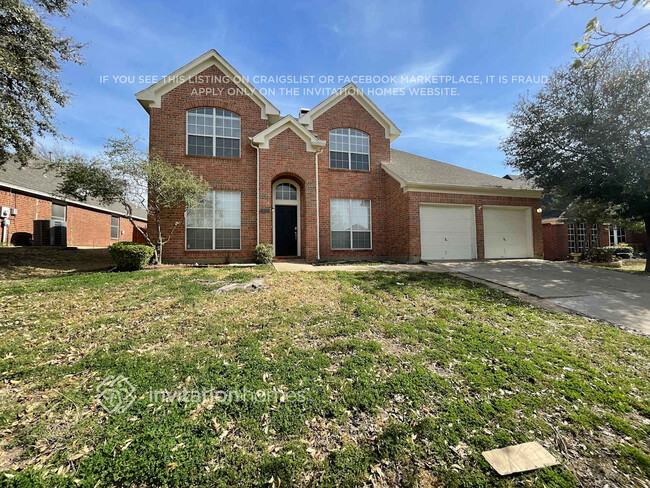 property at 2208 Savannah Dr