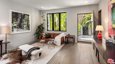 1724 N Sierra Bonita Ave in Los Angeles, CA - Building Photo - Building Photo