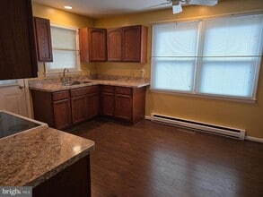 4 S Altamont Ave in Thurmont, MD - Building Photo - Building Photo