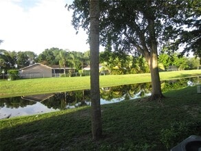 10812 Royal Palm Blvd in Coral Springs, FL - Building Photo - Building Photo