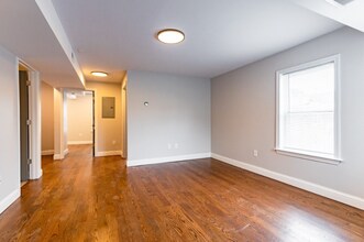 173 Emerson St, Unit 2 in Boston, MA - Building Photo - Building Photo