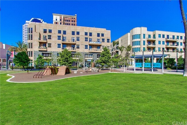 133 The Promenade N, Unit 110 in Long Beach, CA - Building Photo - Building Photo