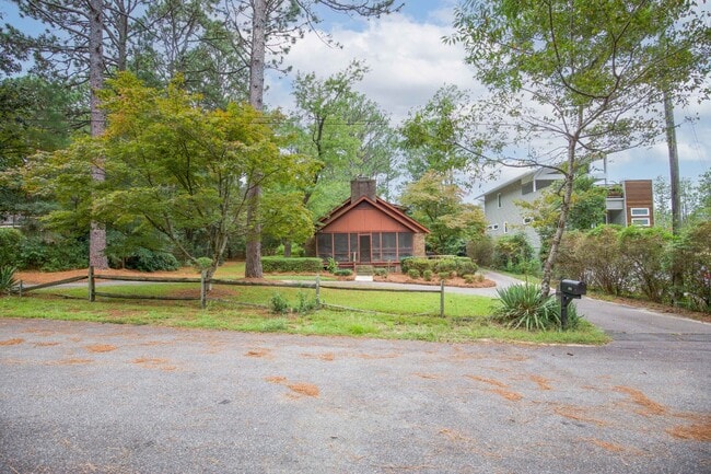 620 W Rhode Island Ave in Southern Pines, NC - Building Photo - Building Photo