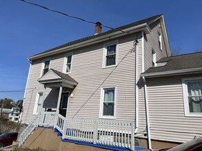 109 E Albert St in Torrington, CT - Building Photo - Building Photo