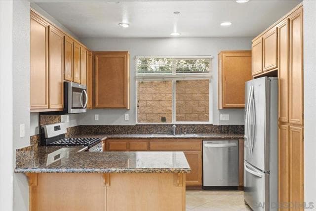 10034 Leavesly Trail in Santee, CA - Building Photo - Building Photo