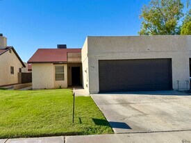 1635 W Las Lomas St in Yuma, AZ - Building Photo