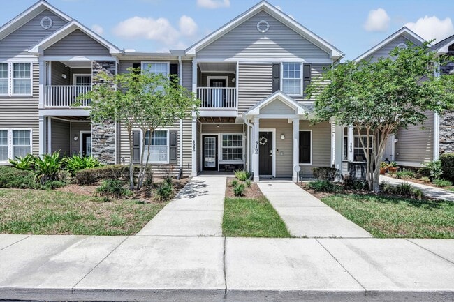 property at 575 Oakleaf Plantation Pkwy