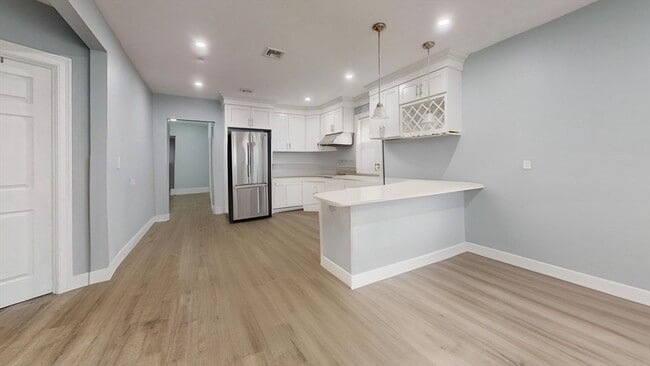 346 Cherry St in Newton, MA - Foto de edificio - Building Photo