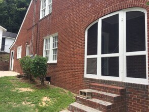 1143 N Broad St in Rome, GA - Building Photo - Building Photo