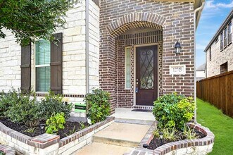 12749 Friar St in Farmers Branch, TX - Building Photo - Building Photo