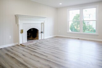 12701 Carlsbad Ct in Herndon, VA - Building Photo - Building Photo