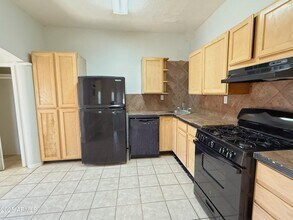121 N 12th Ave in Phoenix, AZ - Building Photo - Building Photo