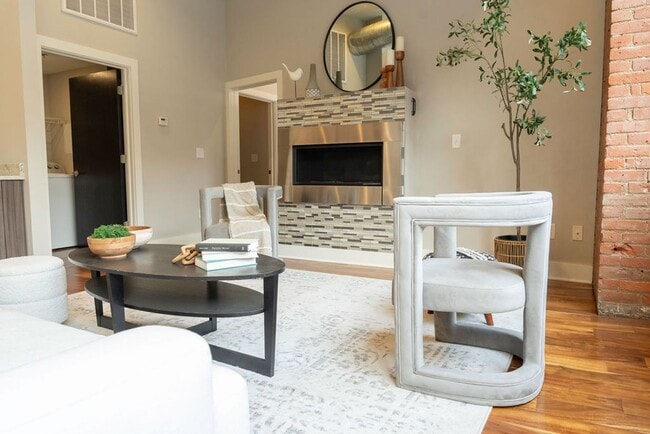 property at 1260 W 4th St