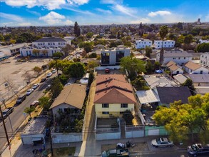 2522-2526 Alcazar St in Los Angeles, CA - Building Photo - Building Photo