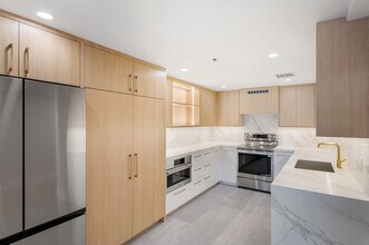 75-83-83 Cambridge Pkwy in Cambridge, MA - Building Photo - Building Photo