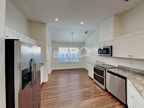 768 W Devonhurst Ln in Ponte Vedra Beach, FL - Foto de edificio - Building Photo