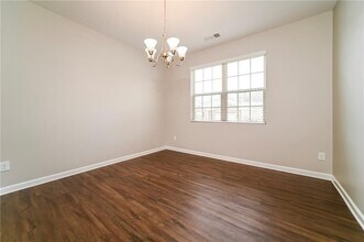 613 Yazzie Pl in Atlanta, GA - Building Photo - Building Photo