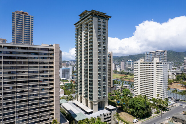 Lanikea at Waikiki in Honolulu, HI - Building Photo - Building Photo