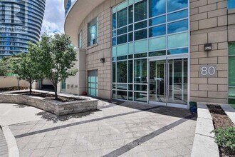 80 Absolute Ave in Mississauga, ON - Building Photo - Building Photo