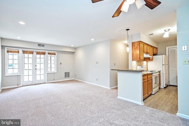 property at 5907 Noblestown Rd