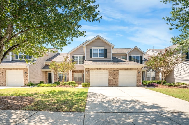 property at 12452 Stratfield Pl Cir