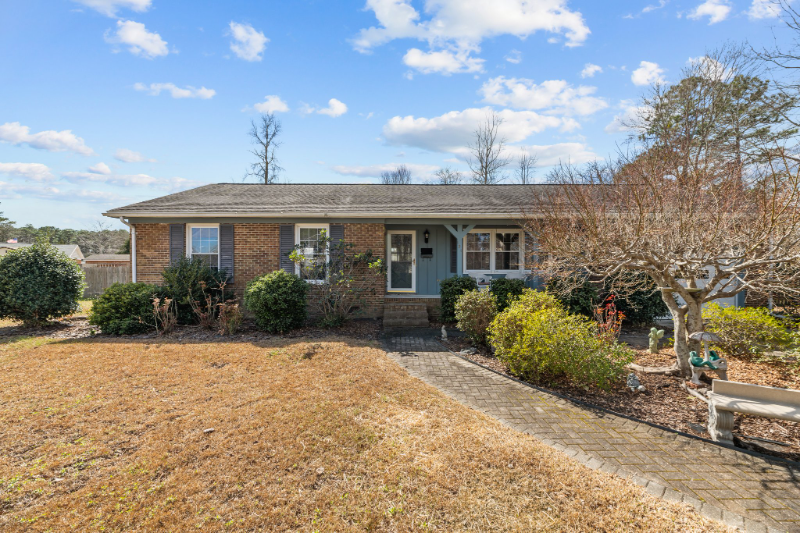 121 Donnell Ave in Havelock, NC - Building Photo