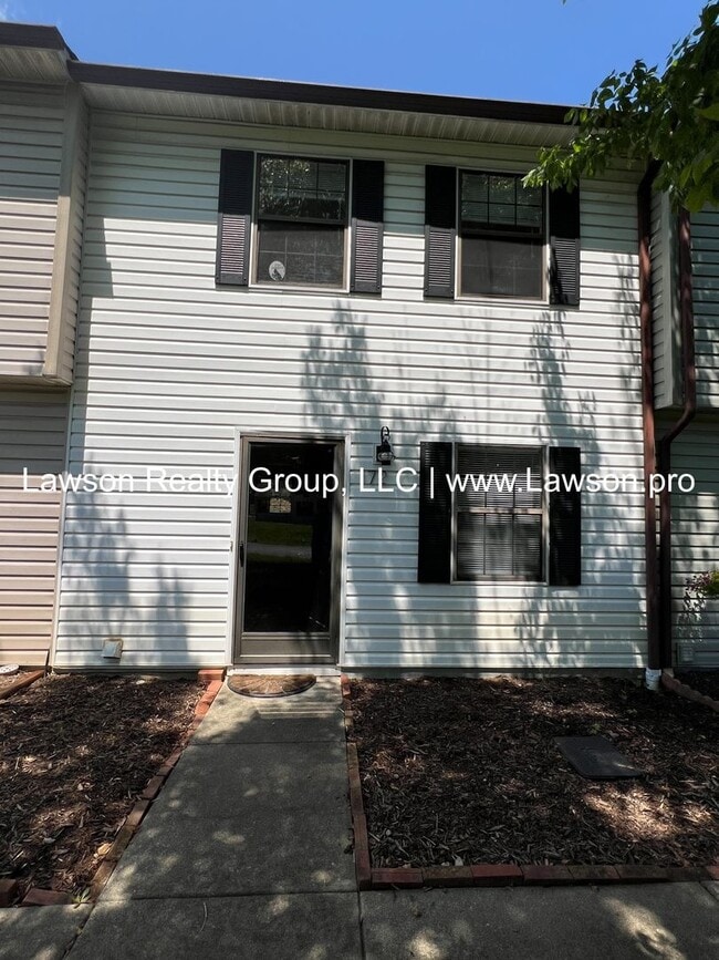 172 Tinkerview Dr in Cloverdale, VA - Building Photo - Building Photo