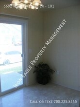 6692 W Morris Hill Ln in Boise, ID - Building Photo - Building Photo