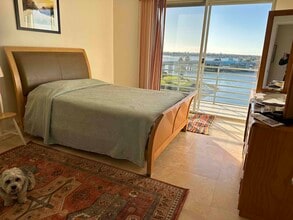7882 Sailboat Key Blvd S, Unit 505 in South Pasadena, FL - Building Photo - Building Photo