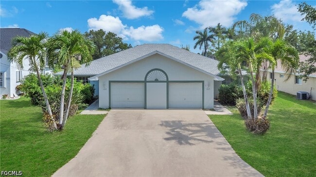 property at 1245 SE 6th St