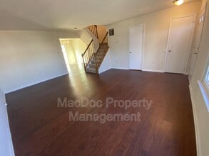 3635 McDowell Ct in Dumfries, VA - Building Photo - Building Photo