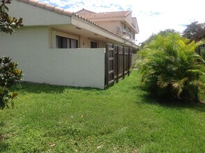 3111 Coral Ridge Dr in Coral Springs, FL - Building Photo - Building Photo