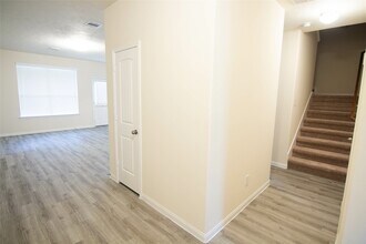 6275 Brenwood Cir in Katy, TX - Foto de edificio - Building Photo