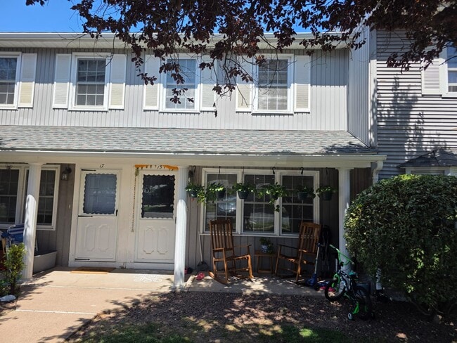 15 Joiners Rd in Rocky Hill, CT - Building Photo - Building Photo
