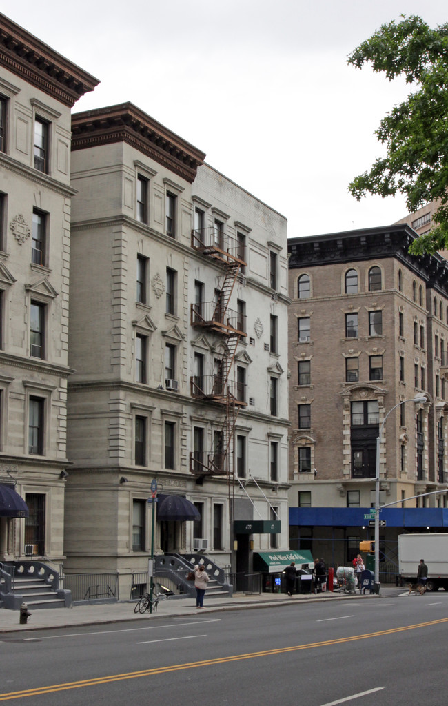 The Loyola in New York, NY - Foto de edificio - Building Photo