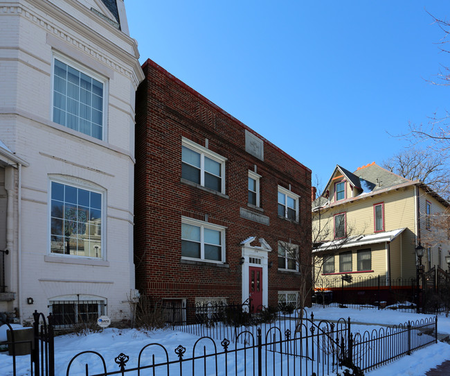 216 T St NW in Washington, DC - Building Photo - Building Photo