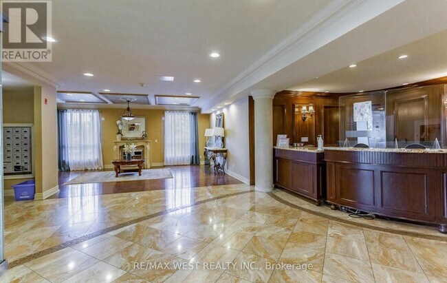 property at 1 Maison Parc Ct