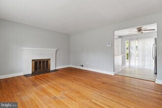 5601 Dawes Ave in Alexandria, VA - Building Photo - Building Photo