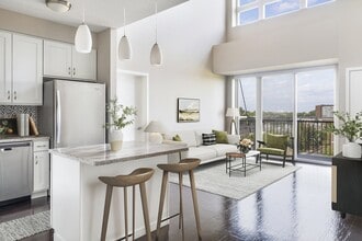 71 France in Edina, MN - Building Photo - Building Photo