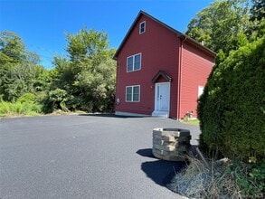 214 Nelson Rd in Monroe, NY - Building Photo - Building Photo