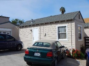 The Harris Street Apartments in La Mesa, CA - Building Photo - Building Photo